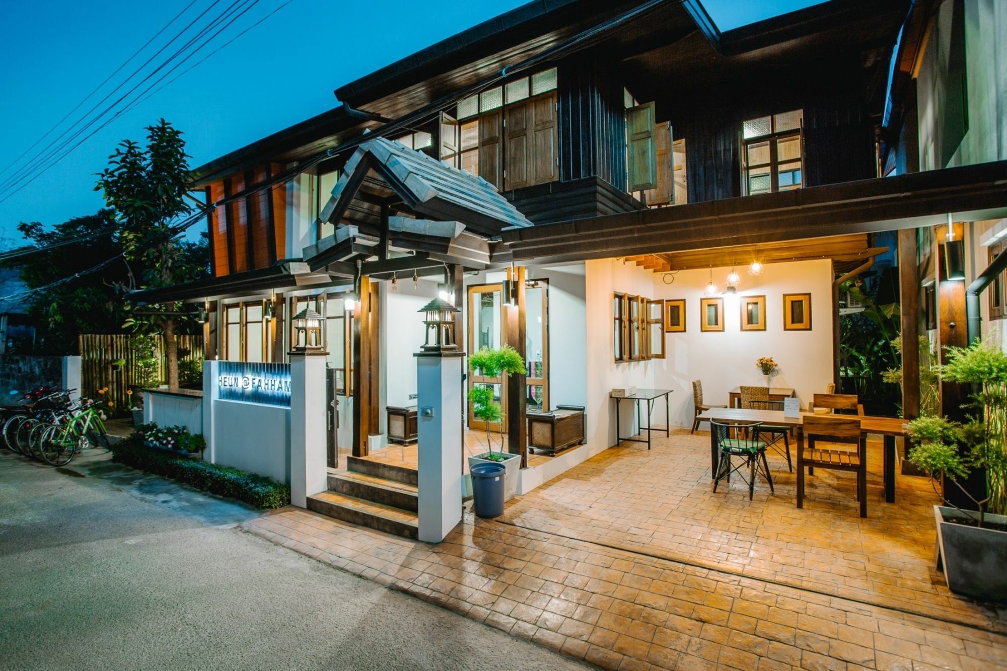 Heun At Fahham Hotel Chiang Mai Eksteriør billede